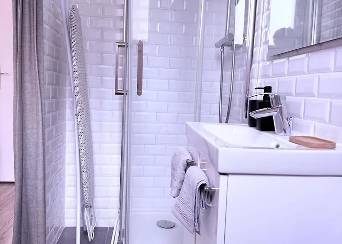 Chic Tour Eiffel Apartman *